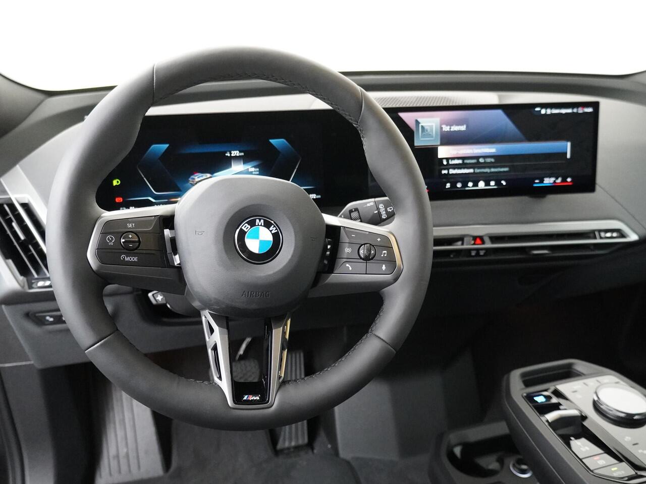 BMW iX xDrive40 | Sport Package |
