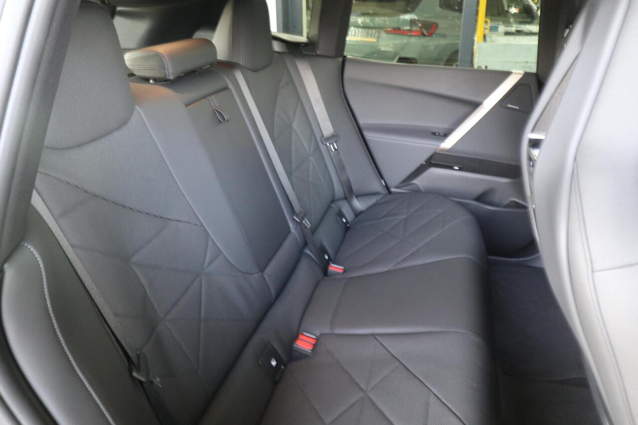 BMW iX xDrive40 Sportpakket | Driving Assistant Professional