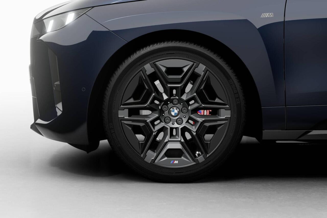 BMW iX xDrive M70 | Comfort Pack | Innovation Pack | Glazen panoramadak Sky Lounge