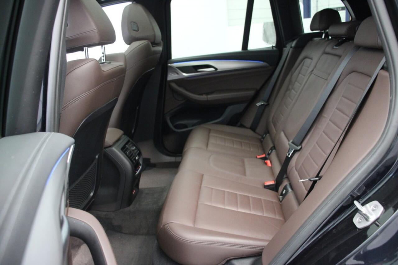 BMW iX Executive 80 kWh - Carplay, Panorama, Camera, Leer, Stoelverw. Afn. Trekhaak, SOH 96,66%