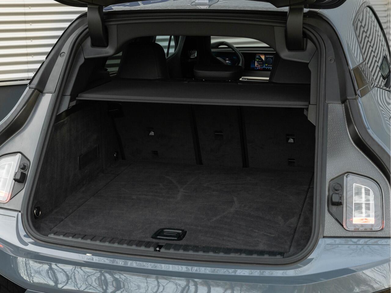 BMW iX xDrive50 - 112 kWh - Sportpakket - Driving Ass Prof - Head-up