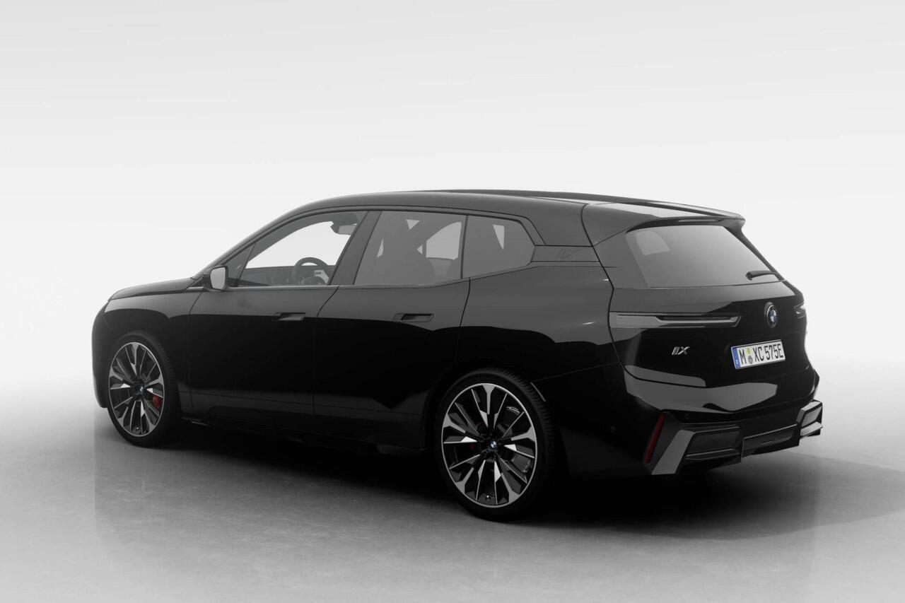 BMW iX xDrive45 | M Sport Pro | Innovation Pack | Comfort Pack | Sky Lounge | Showroomvoordeel