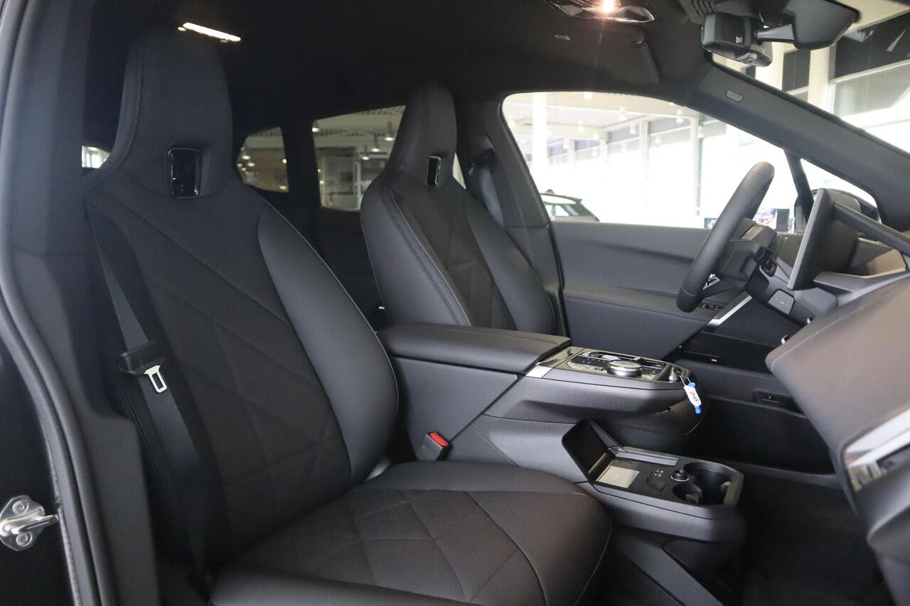 BMW iX xDrive40 Sport Edition | Driving Assistant Professional | Elektr. Trekhaak