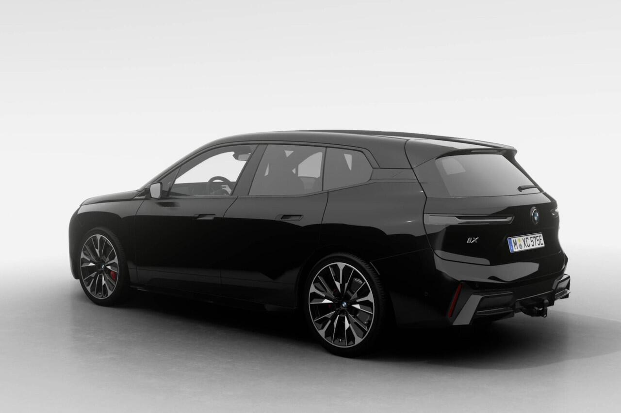 BMW iX xDrive45 | M Sport Pro | Comfort Pack | Innovation Pack | Trekhaak | Glazen Panoramadak Sky Lounge