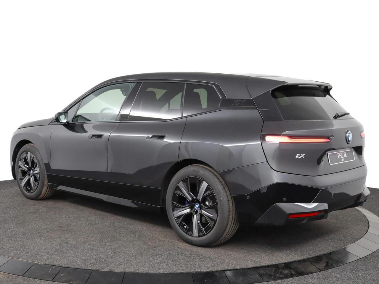 BMW iX xDrive40 | Sport Package