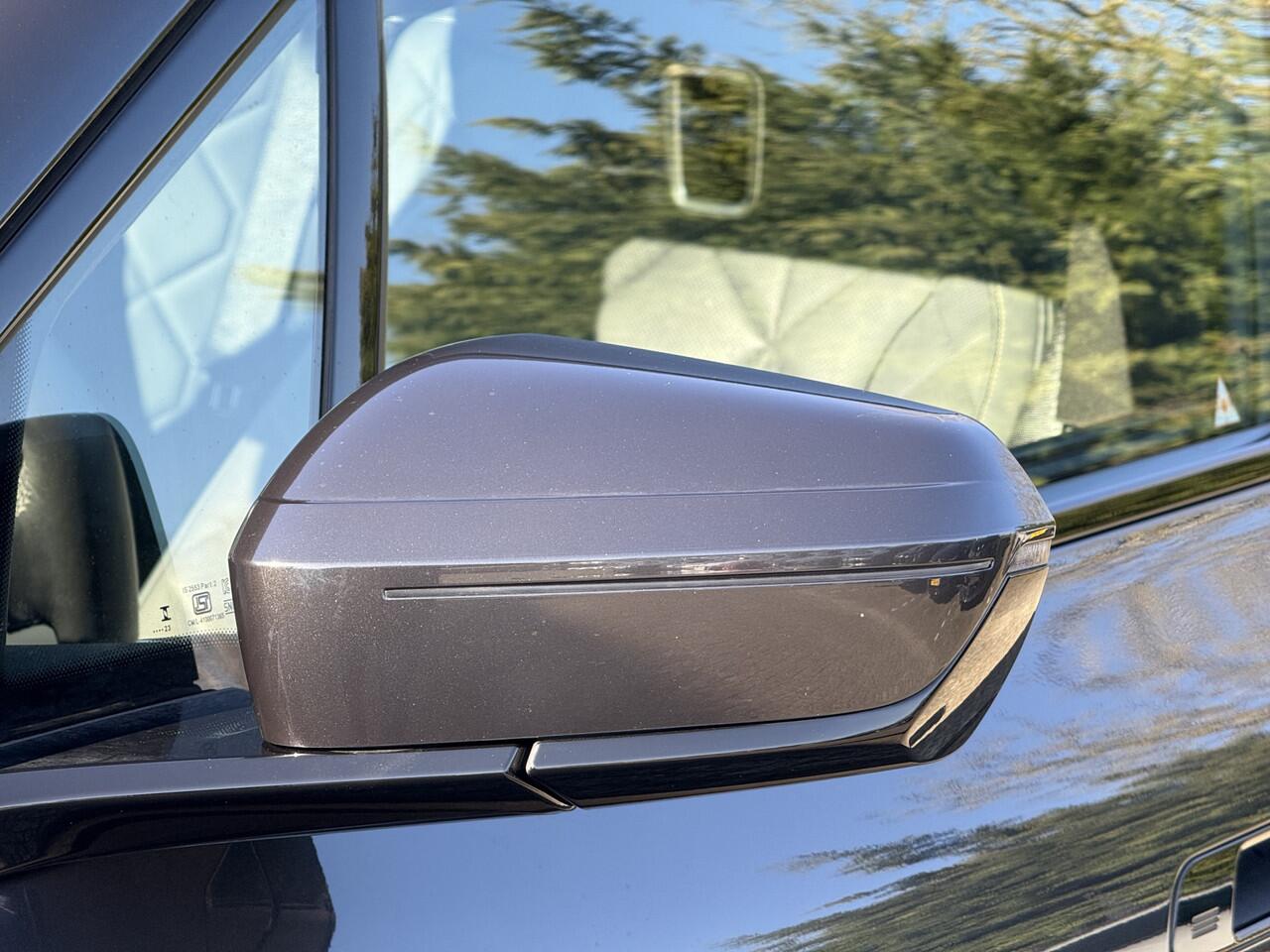 BMW iX xDrive40 High Exe | 21" | Laser | Sportpakket | Driving Assistant Plus