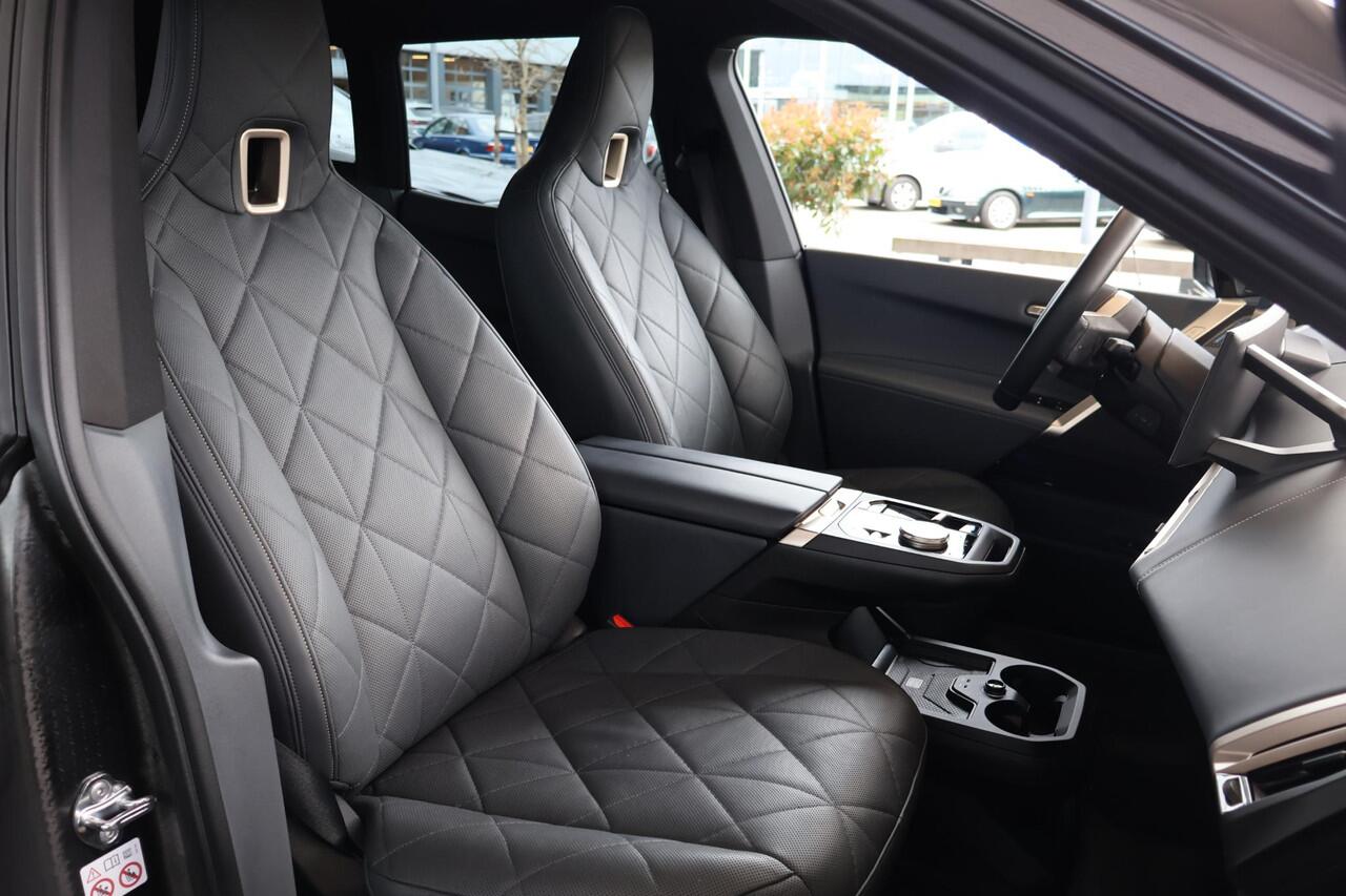 BMW iX xDrive50 | Sport Edition | Bowers & Wilkins | Panoramadak Sky Lounge | Laserlight