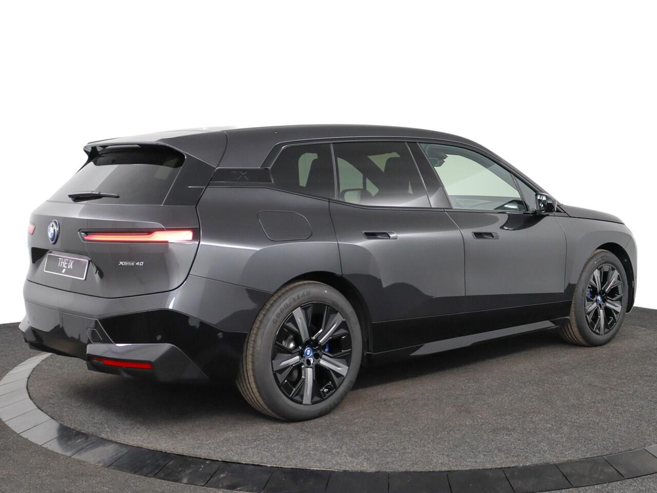 BMW iX xDrive40 | Sport Package