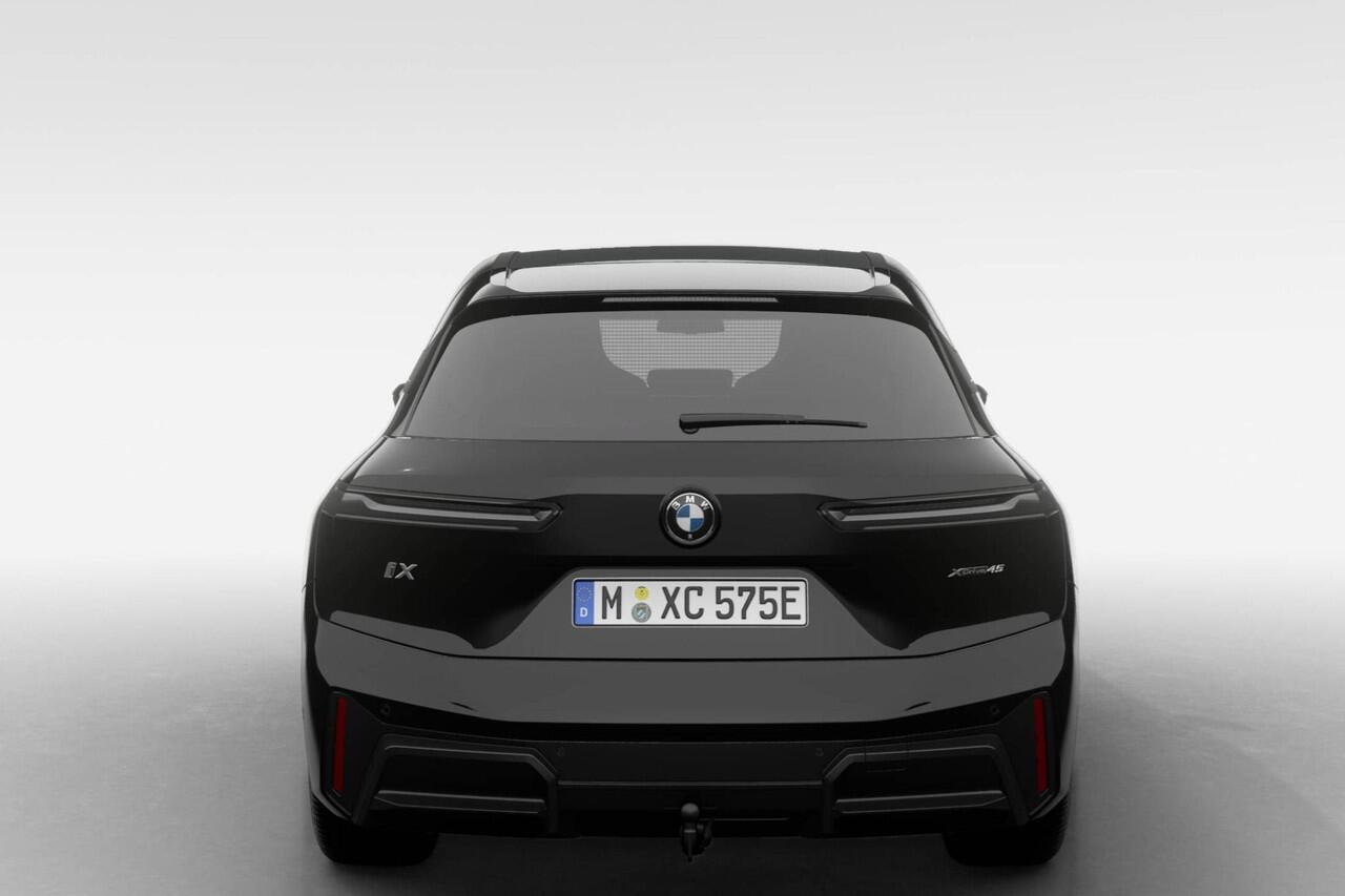 BMW iX xDrive45 | M Sport Pro | Comfort Pack | Innovation Pack | Trekhaak | Glazen Panoramadak Sky Lounge