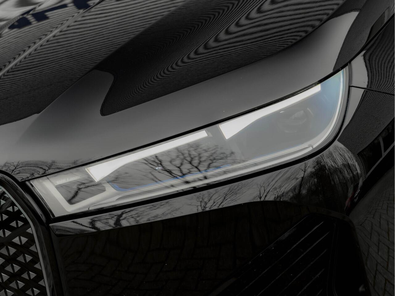 BMW iX xDrive50 - Sportpakket - Pano - Driving Ass Prof - Harman Kardon - 112 kWh