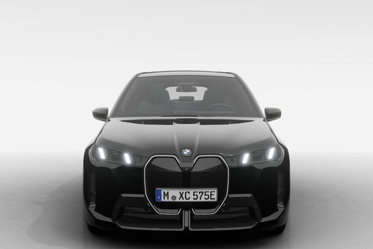 BMW iX xDrive60 | M Sport Pro | Comfort Pack | Innovation Pack | Showroomvoordeel