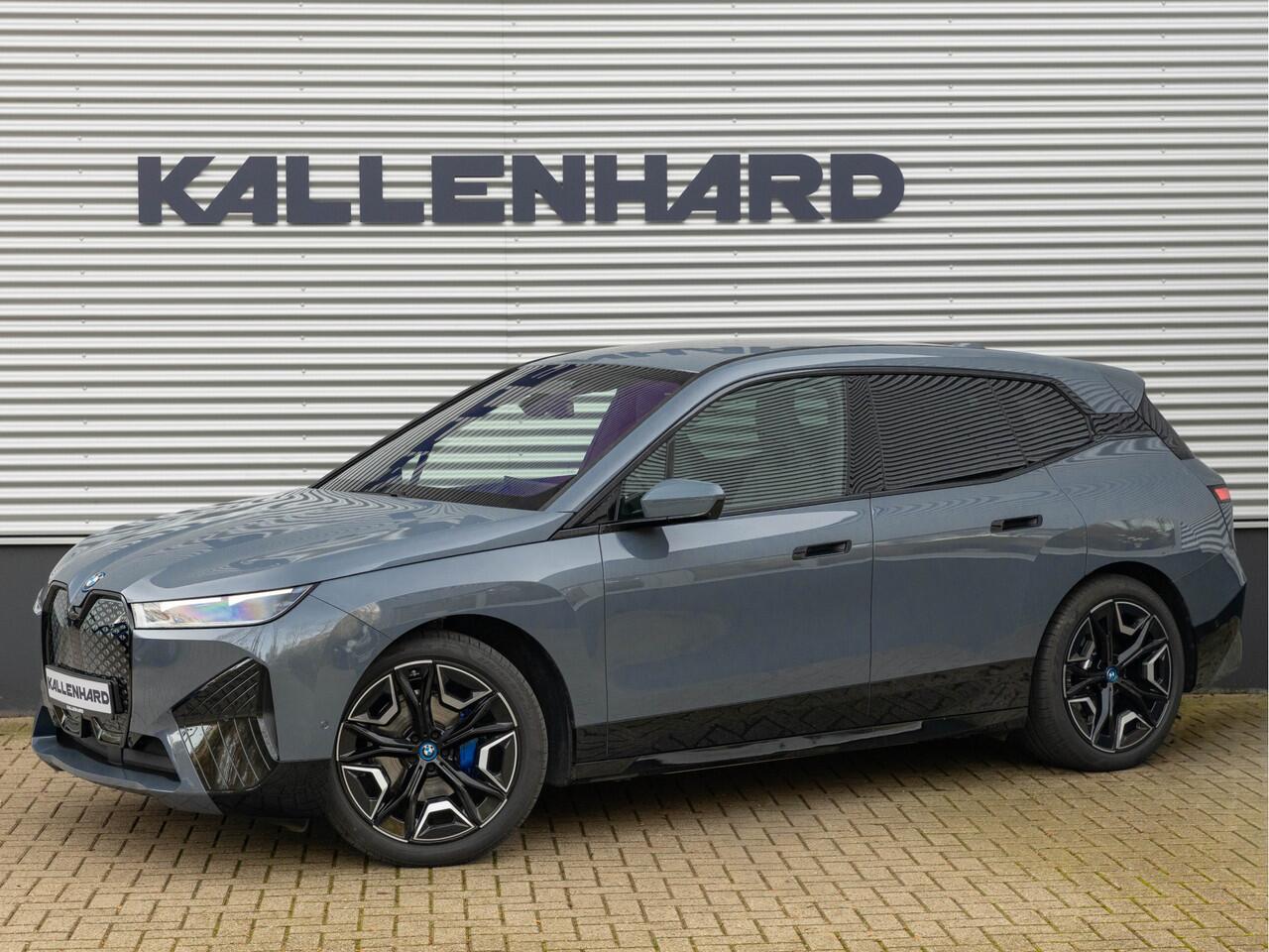 BMW iX xDrive50 - 112 kWh - Sportpakket - Driving Ass Prof - Head-up