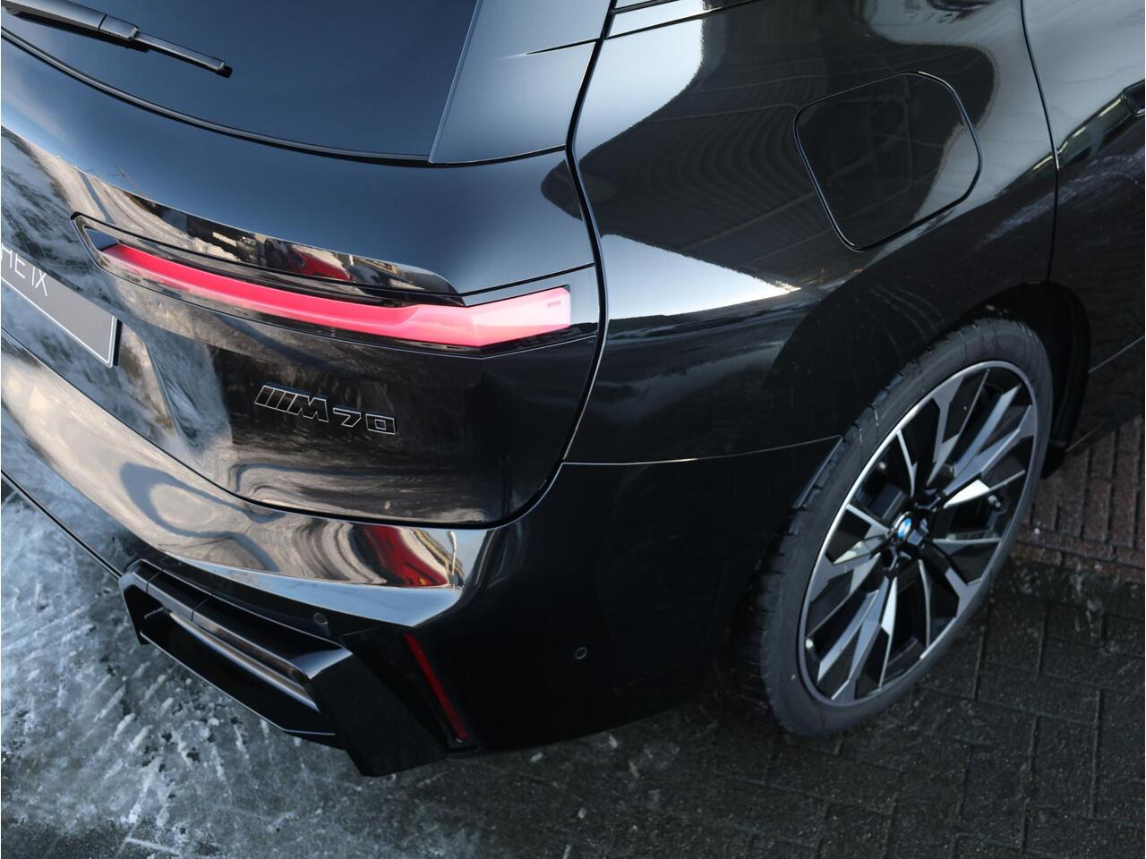 BMW iX xDrive M70 | Comfort Pack | Innovation Pack