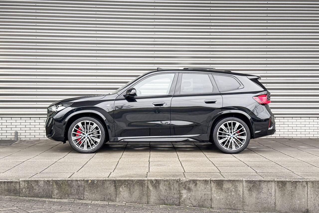 BMW iX1 xDrive30 67 kWh