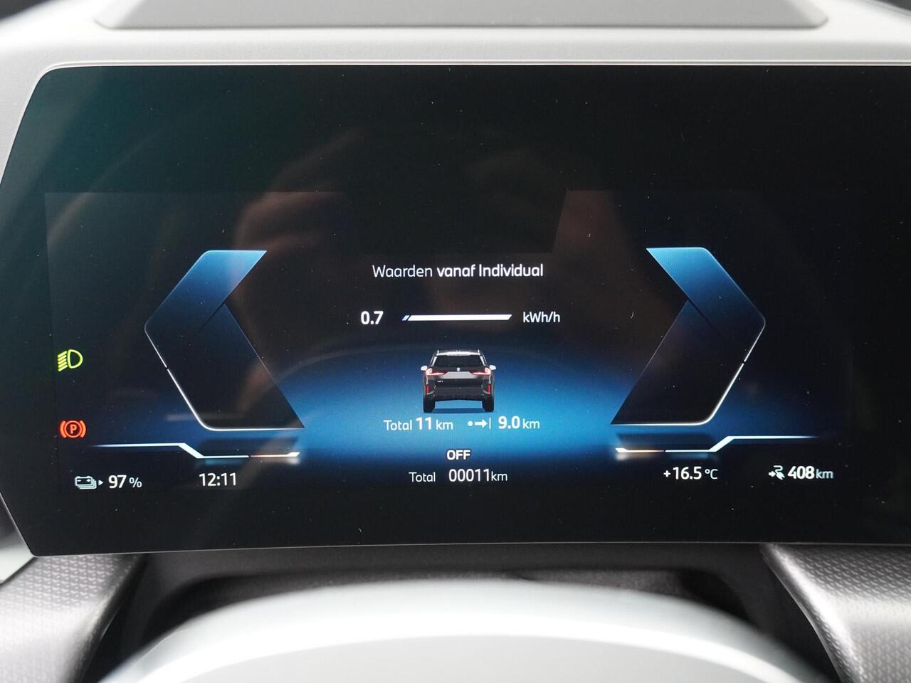 BMW iX1 eDrive20 67 kWh M-Sport Pro | Adaptive Cruise | Panoramadak | Harman Kardon | Elektrische stoelbediening | 19''