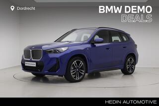 bmw-ix1-edrive20-67-kwh-m-sport--1