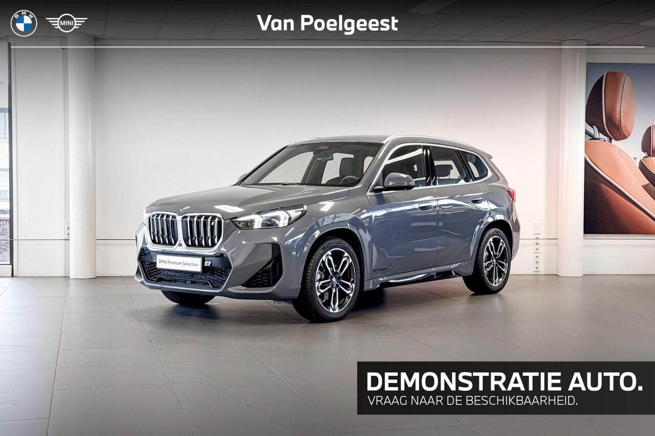 BMW iX1 xDrive30 67 kWh | M Sport | Stoelverwarming | Driving Assistant Plus |