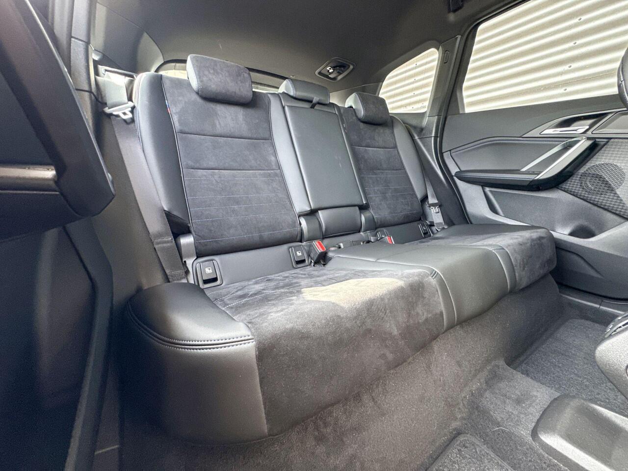 BMW iX1 eDrive20 M Sportpakket / Premium Pack / Elektrische Trekhaak / Selections