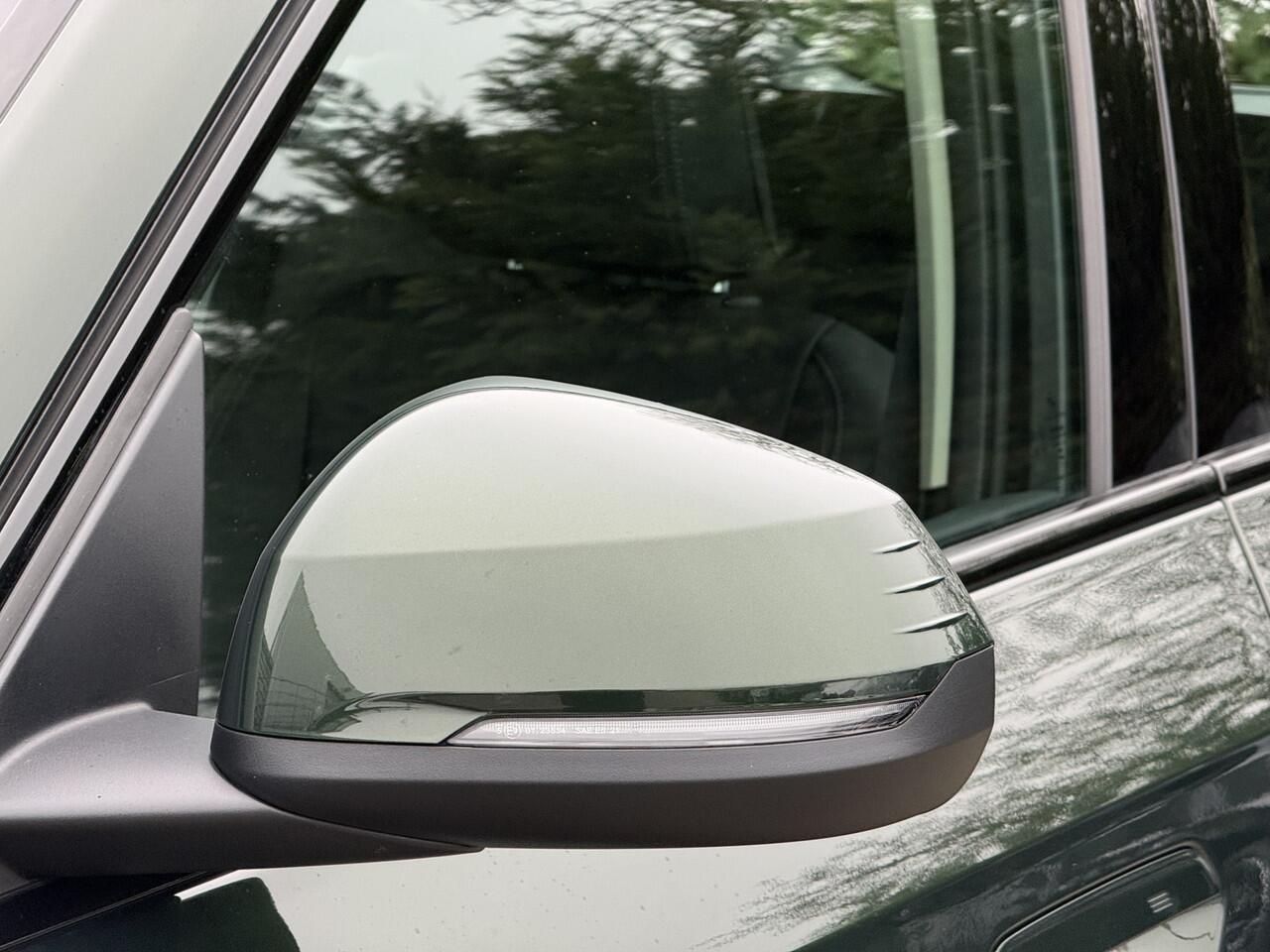 BMW iX1 eDrive20 | Camera | Comfort Access | 18''