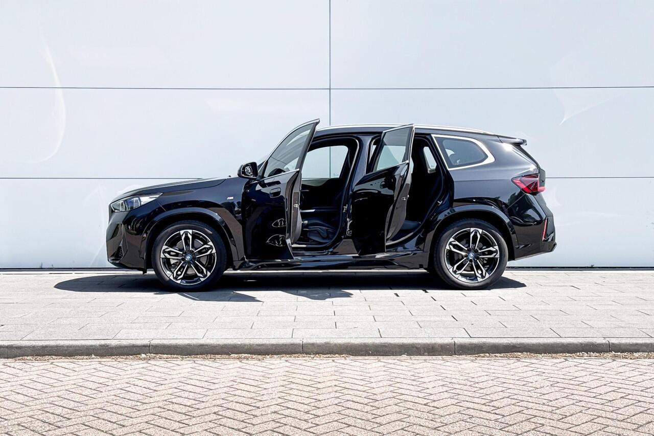 BMW iX1 xDrive30 M-Sport Premium Pack | Selections M-Sport | Premium Pack |