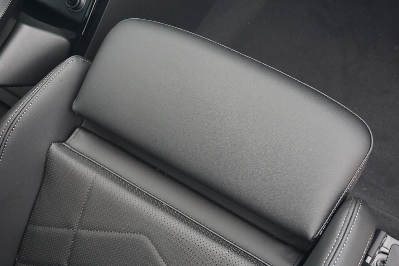 BMW iX1 eDrive20 M Sport | Trekhaak / Panoramadak / Harman Kardon / Cruise control adaptief met Stop&Go / Comfort Access