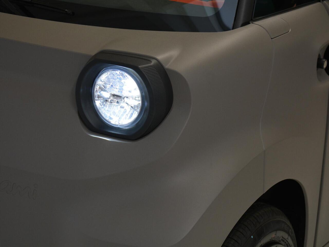 Citroen AMI Color pack Spicy Rood