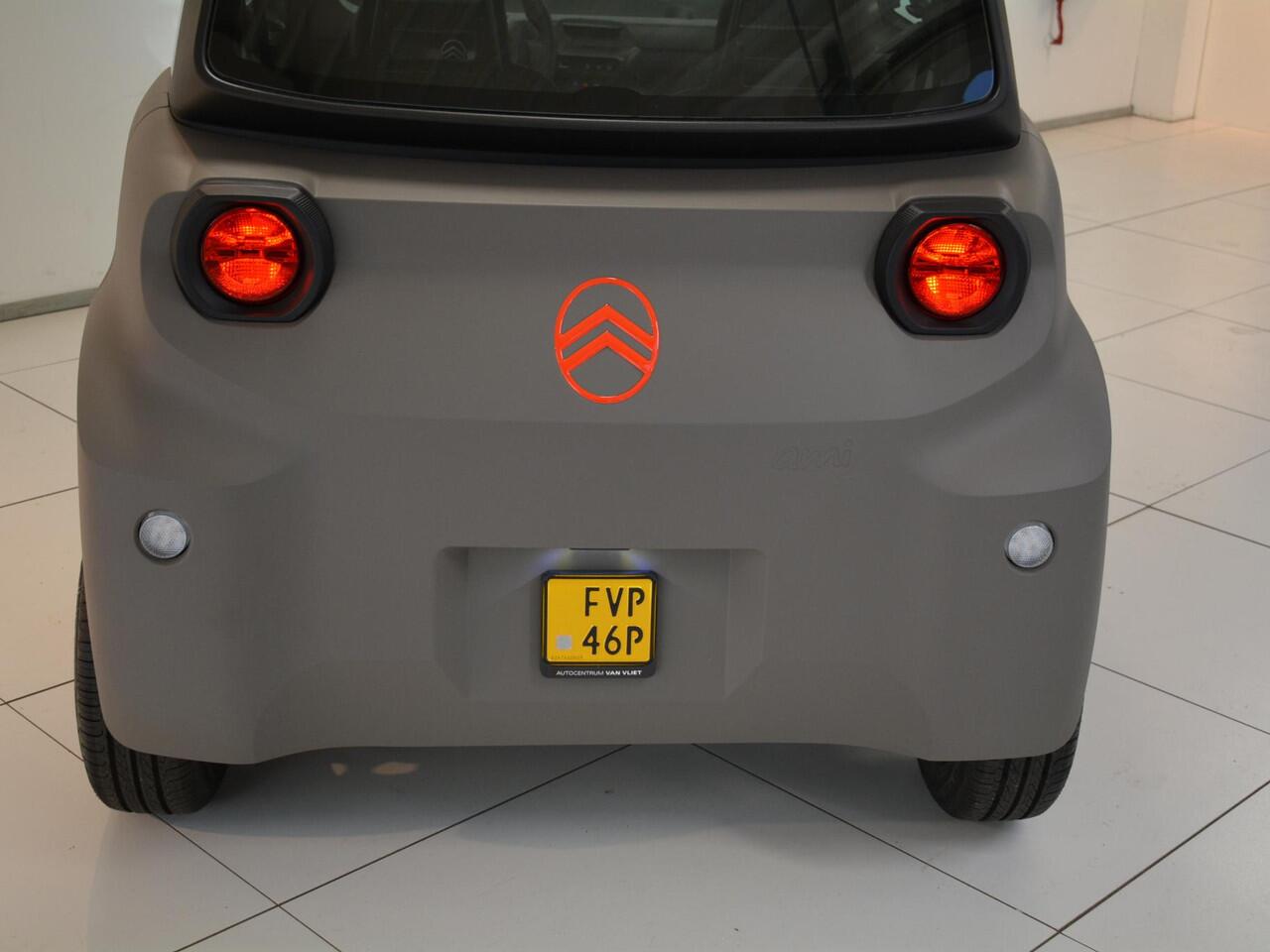 Citroen AMI Color pack Icy Wit