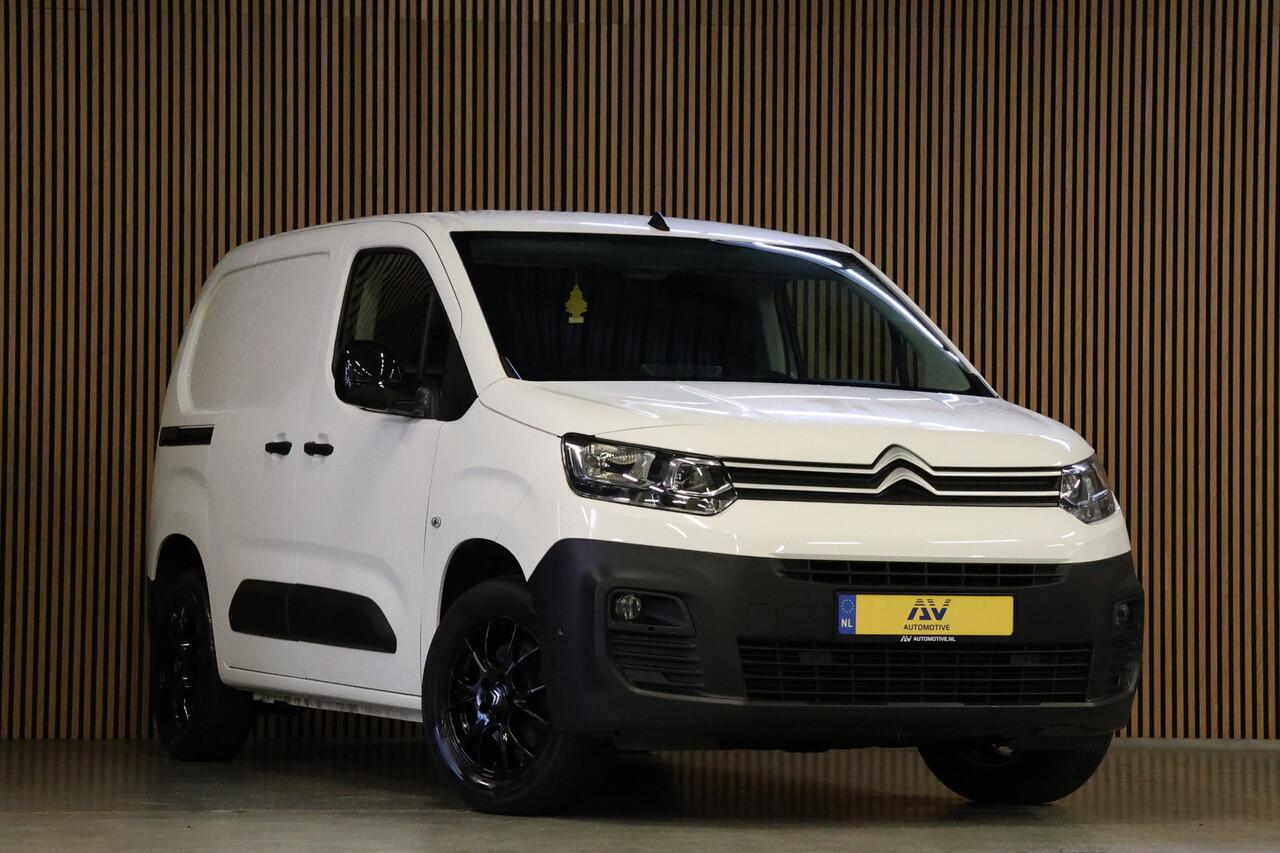 Citroen BERLINGO 1.5 BlueHDi | Blind Spot | CarPlay | Camera | Navigatie | 3-Zitter | Cruise control | PDC V+A | Airco | Dealer onderhouden | Nieuwe APK | Euro 6