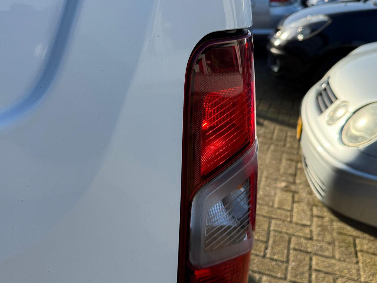 Citroen BERLINGO 1.5 BlueHDI Control 75PK | NL AUTO | 1e Eigenaar | Airco | Cruise Control | Bluetooth | Prijs is EX BTW |