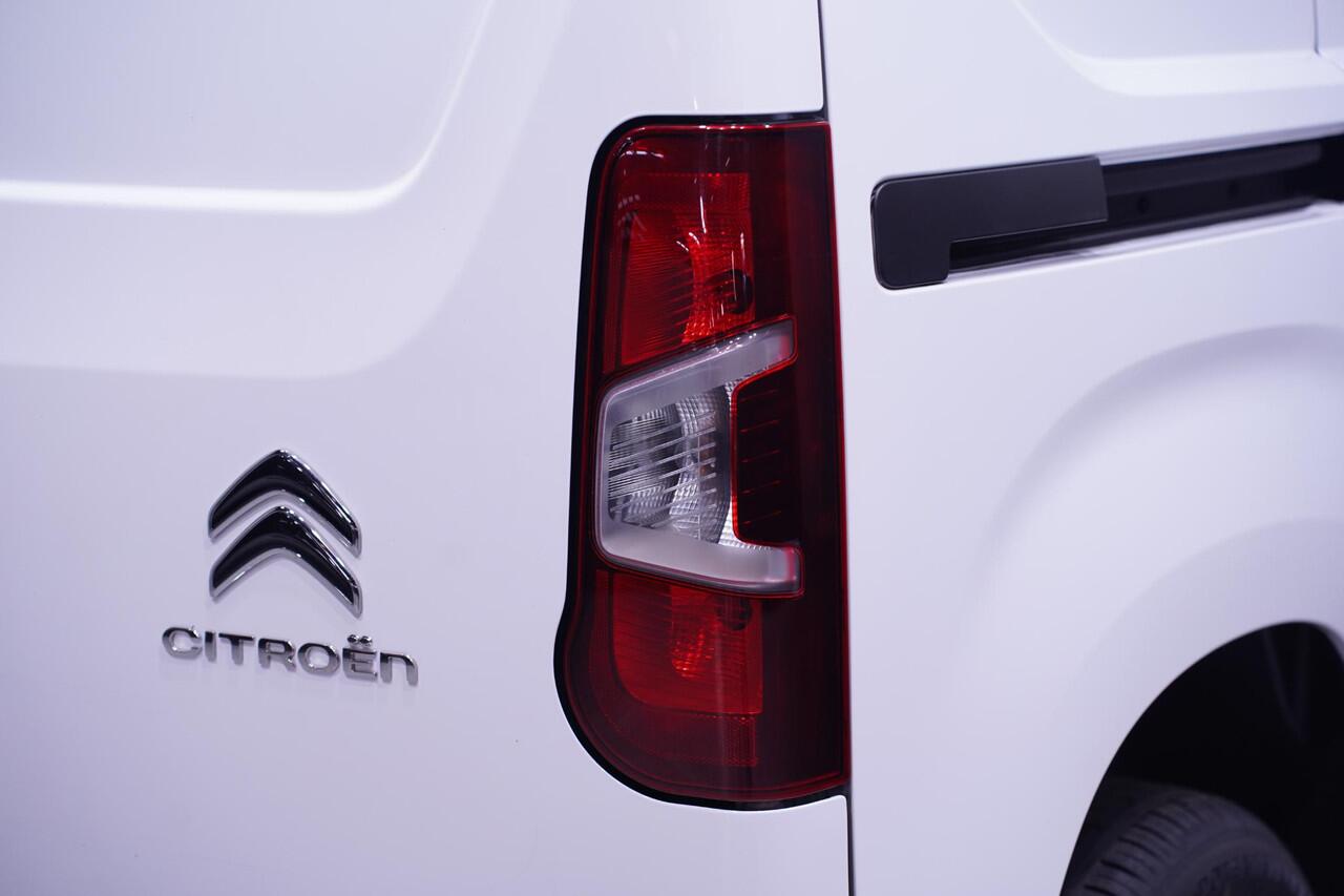 Citroen BERLINGO 1.6 BlueHDI 100 pk L1 Airco, 17" LMV Cruise Control, Laadruimte Pakket, PDC achter, 2-Zits