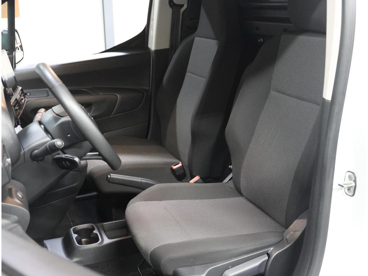 Citroen BERLINGO 1.5 BlueHDi 100PK S&S L1 | 1ste Eigenaar | AppleCarplay/AndroidAuto | Parkeersensoren | Airco | Armsteun | Houtenlaadvloer | Cruise Control | Bluetooth | Mistlampen | Zijschuifdeur Rechts |