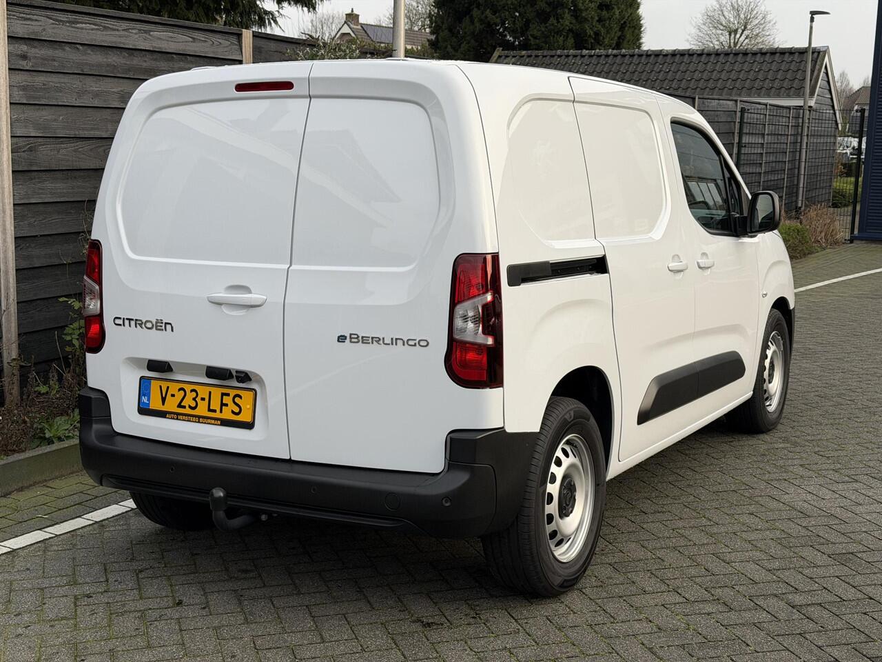 Citroen BERLINGO ë-Berlingo 50kWh 136PK Automaat DAB, Keyless, Draadloze Telefoonlader, Parkeersensoren, Trekhaak