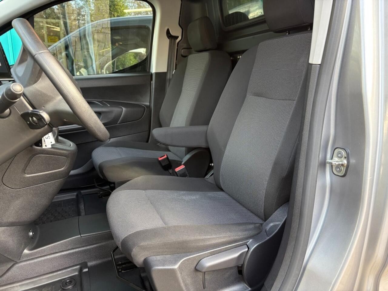 Citroen BERLINGO 1.5 BlueHDI 100pk CarPlay, Navi, Cruise, PDC