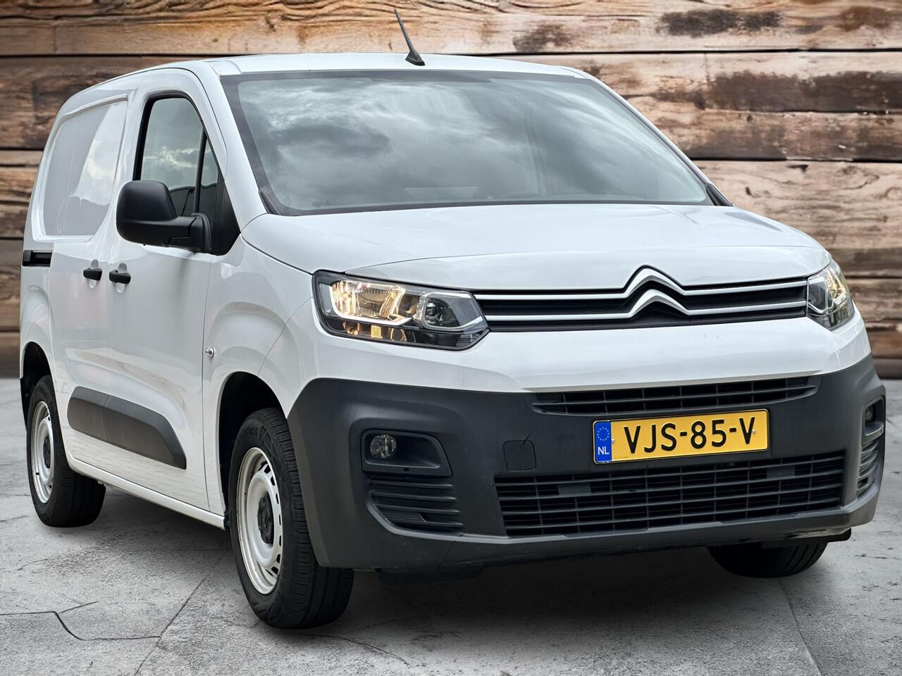 Citroen BERLINGO 1.5 BlueHDI Club | Nieuwstaat | Marge | 26000 km NAP | Vanaf ¤ 249,- per maand | O.B.V. zakelijke Financial Lease
