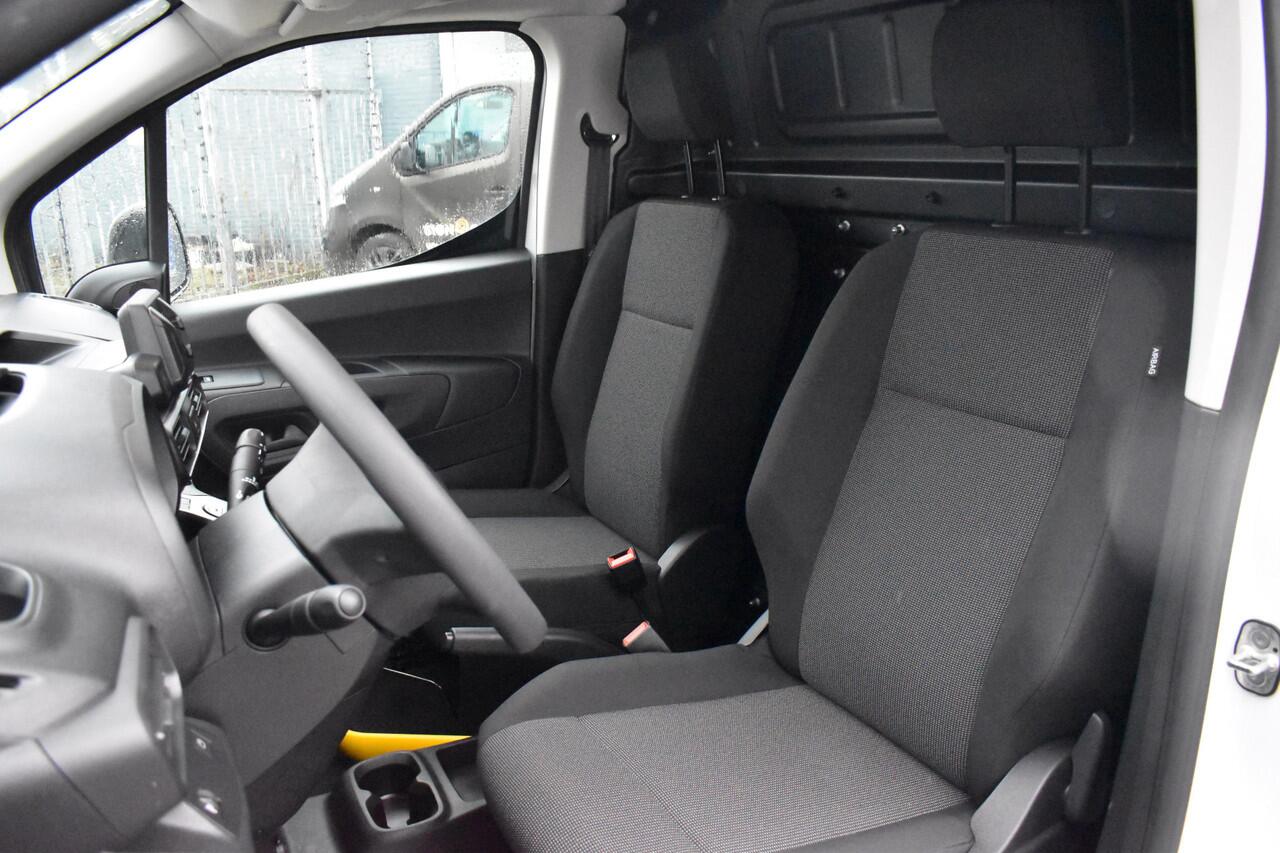 Citroen BERLINGO BlueHDi 100 XL Airco | Parkeerhulp | Docking station | ** Nieuwe auto | 2x te koop