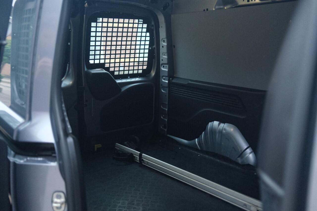 Citroen BERLINGO BlueHDI 130 Club XL Automaat-8 Trekhaak | Navi | Apple Carplay Android Auto