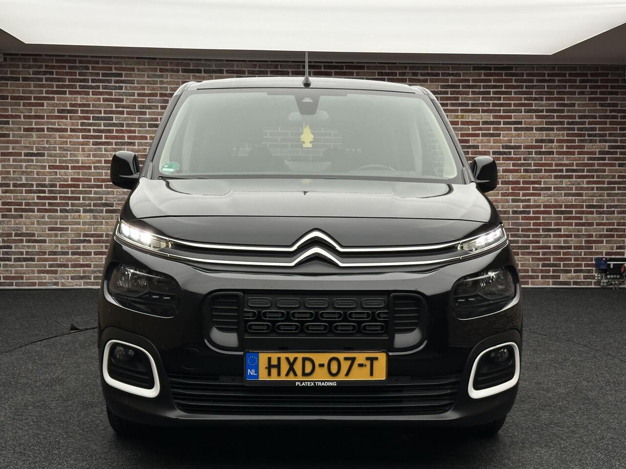 Citroen BERLINGO XL 1.2 PureTech Shine 7p. | Camera| Stoelverw.| CarPlay| Automaat|