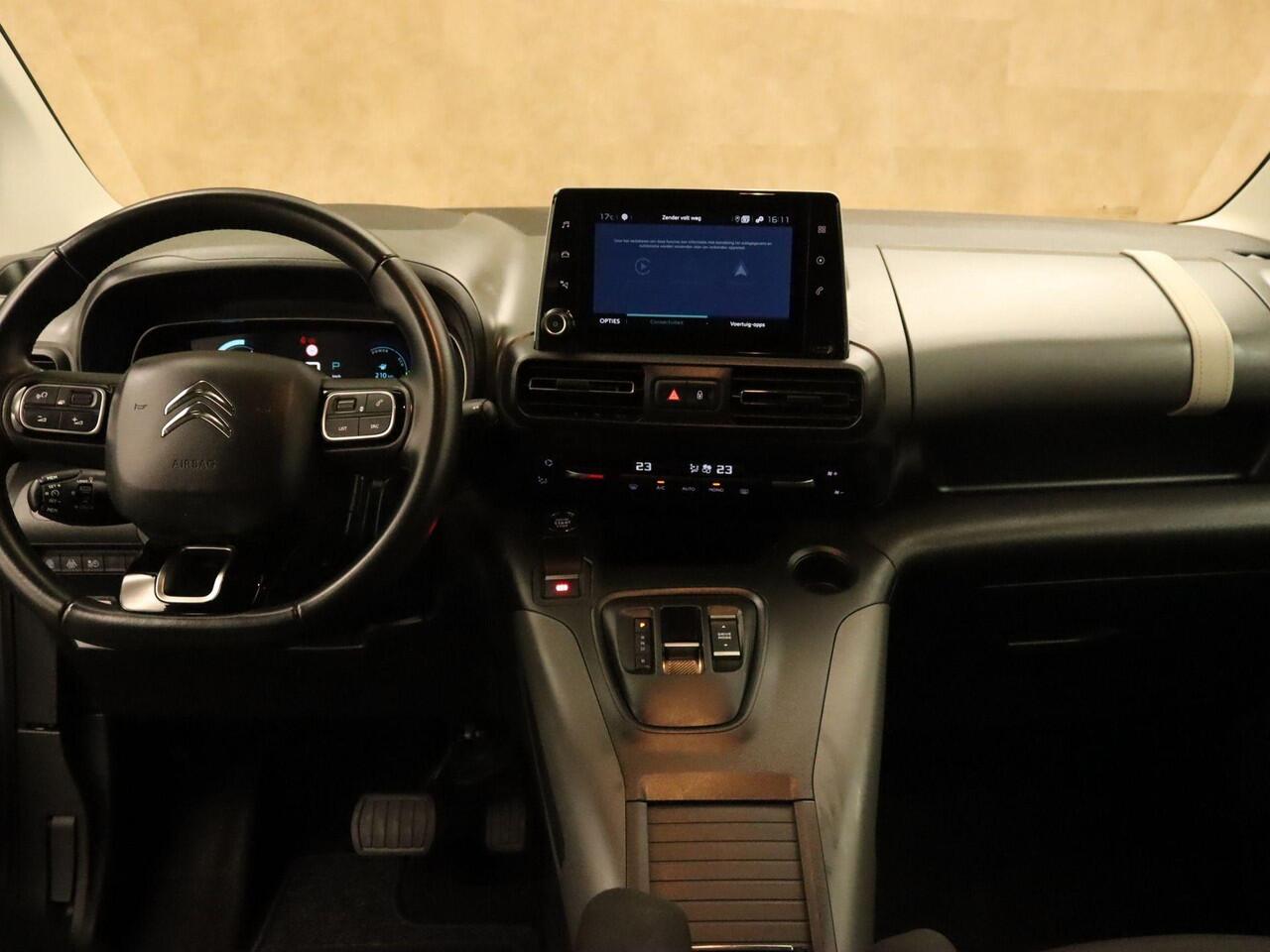 Citroen BERLINGO ë-Berlingo Shine 50 kWh - CRUISE CONTROL - CLIMATE CONTROL - SCHUIFDEUR LINKS/RECHTS - APPLE CARPLAY/ANDROID AUTO - HEAD UP DISPLAY- NAVIGATIE - PARKEERSENSOREN ACHTER - LICHTMETALEN VELGEN 16 INCH - KEYLESS ENTRY/START