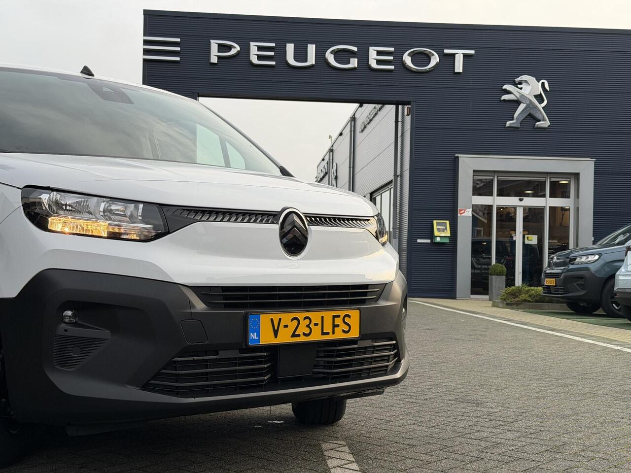 Citroen BERLINGO ë-Berlingo 50kWh 136PK Automaat DAB, Keyless, Draadloze Telefoonlader, Parkeersensoren, Trekhaak