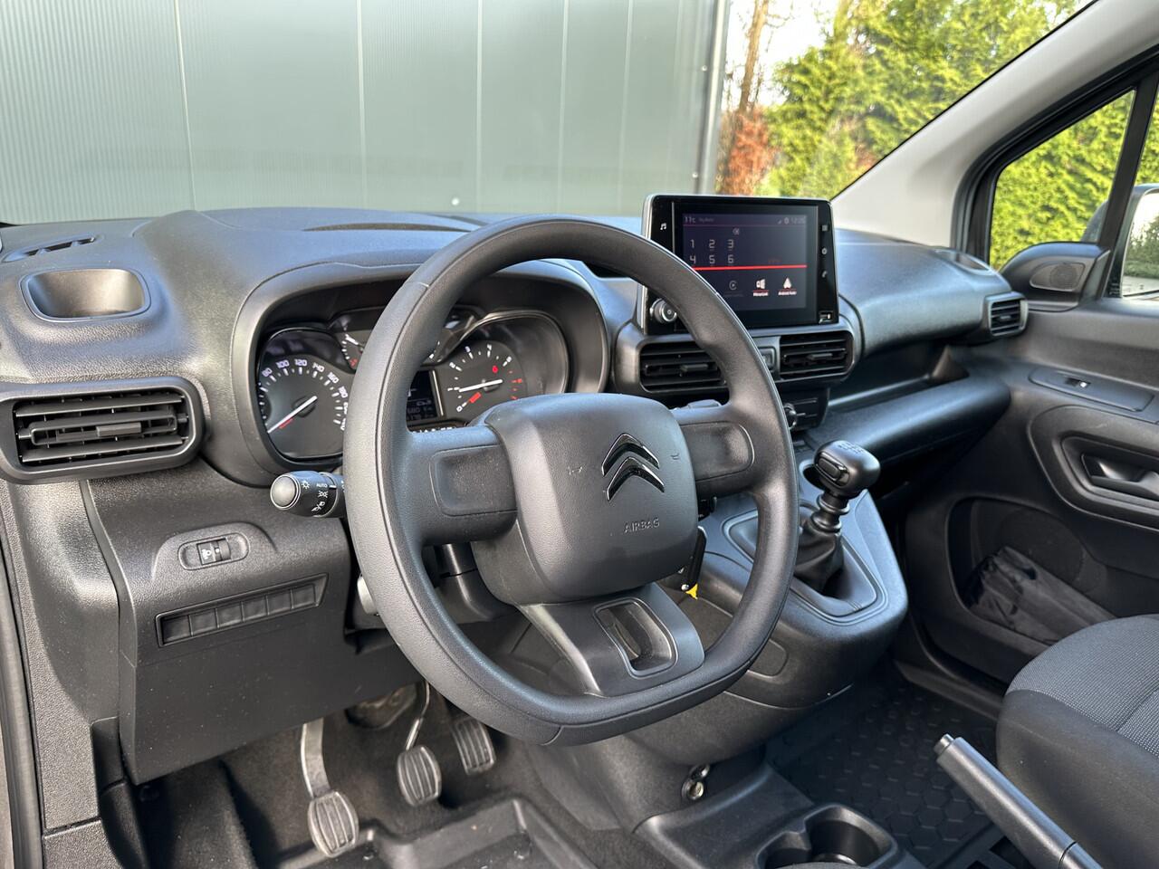 Citroen BERLINGO 1.5 BlueHDi 100 PK / 1e EIG. / 54.178 KM / L1H1 / AIRCO / CRUISE / APPLE CARPLAY / ANDROID AUTO