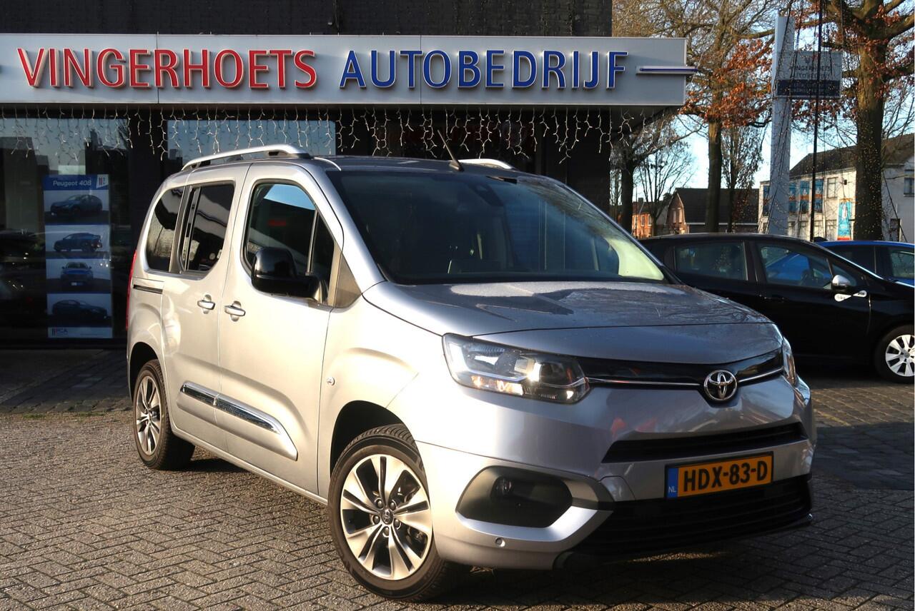 Citroen BERLINGO 130 Pk Benzine ** AUTOMAAT * * Climate & Cruise Control * Trekhaak * L.M. Velgen * Navigatie & Spotify via Apple Carplay / Android Auto * Stoelverwarming * Vierseizoenenbanden Michelin * Vingerhoets; Vierde Generatie Eersteklas Service !