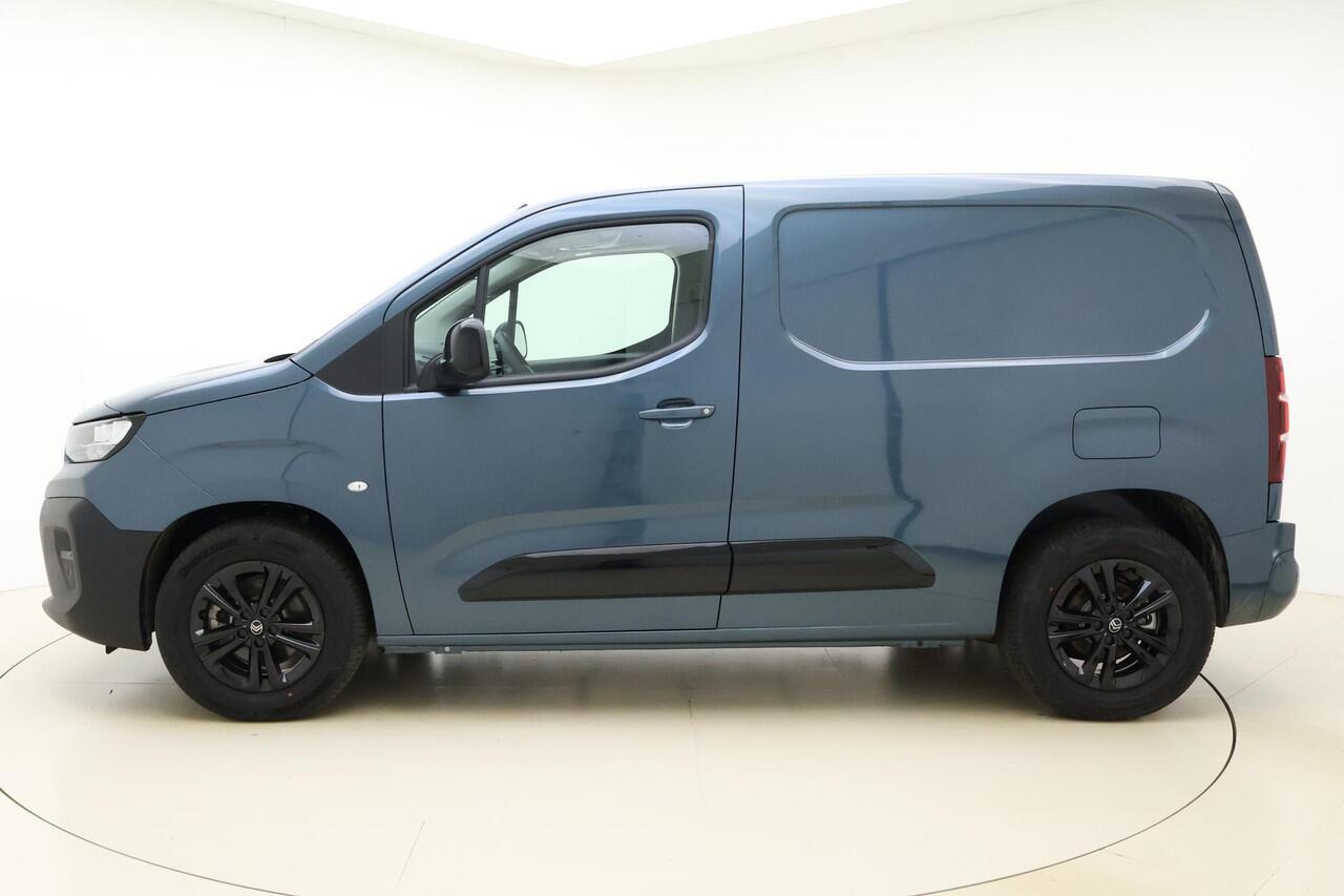 Citroen BERLINGO ë-Berlingo 136 L1 50 kWh 100% Elektrisch | Climate Control | Camera | 3-zits | Licht metalen velgen | Betimmering | Dodehoekdetectie | Navigatie | Mirror Screen | Nieuw uit voorraad