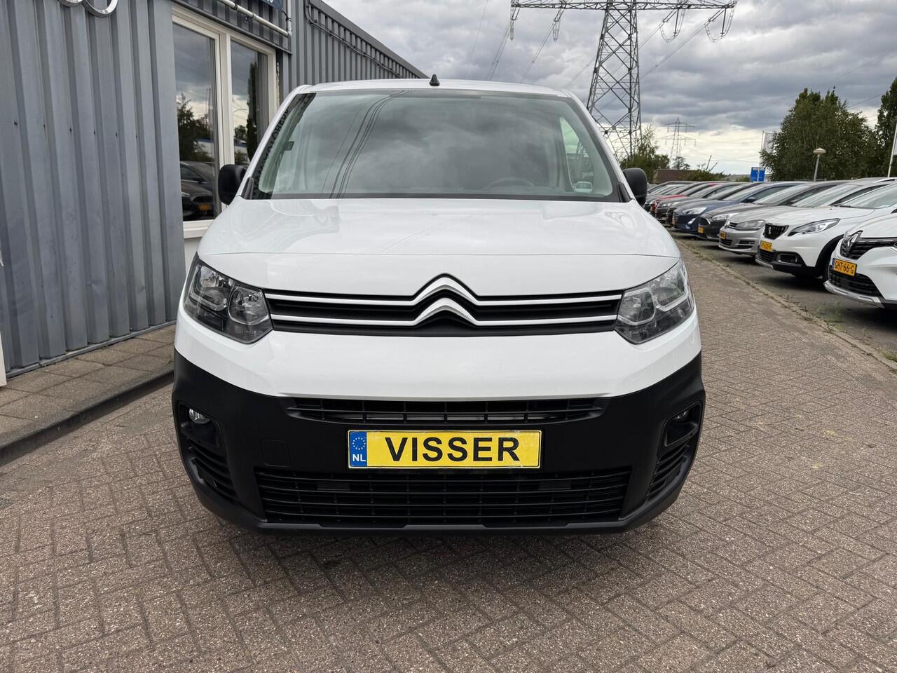 Citroen BERLINGO 1.2 PureTech Club 3 zits