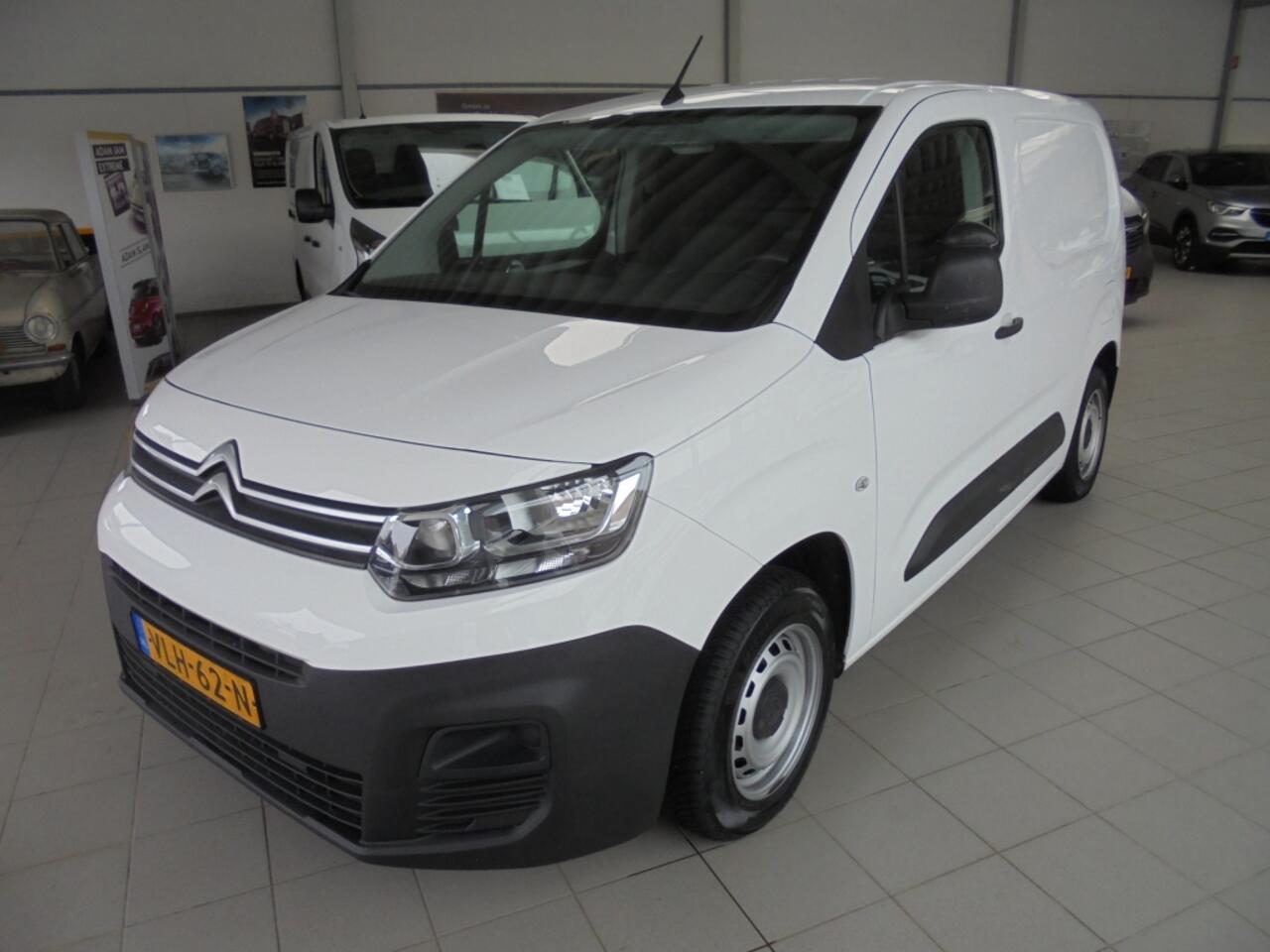 Citroen BERLINGO 1.5 BlueHDI||Trekhaak||Imperiaal||Airco||Cruise||