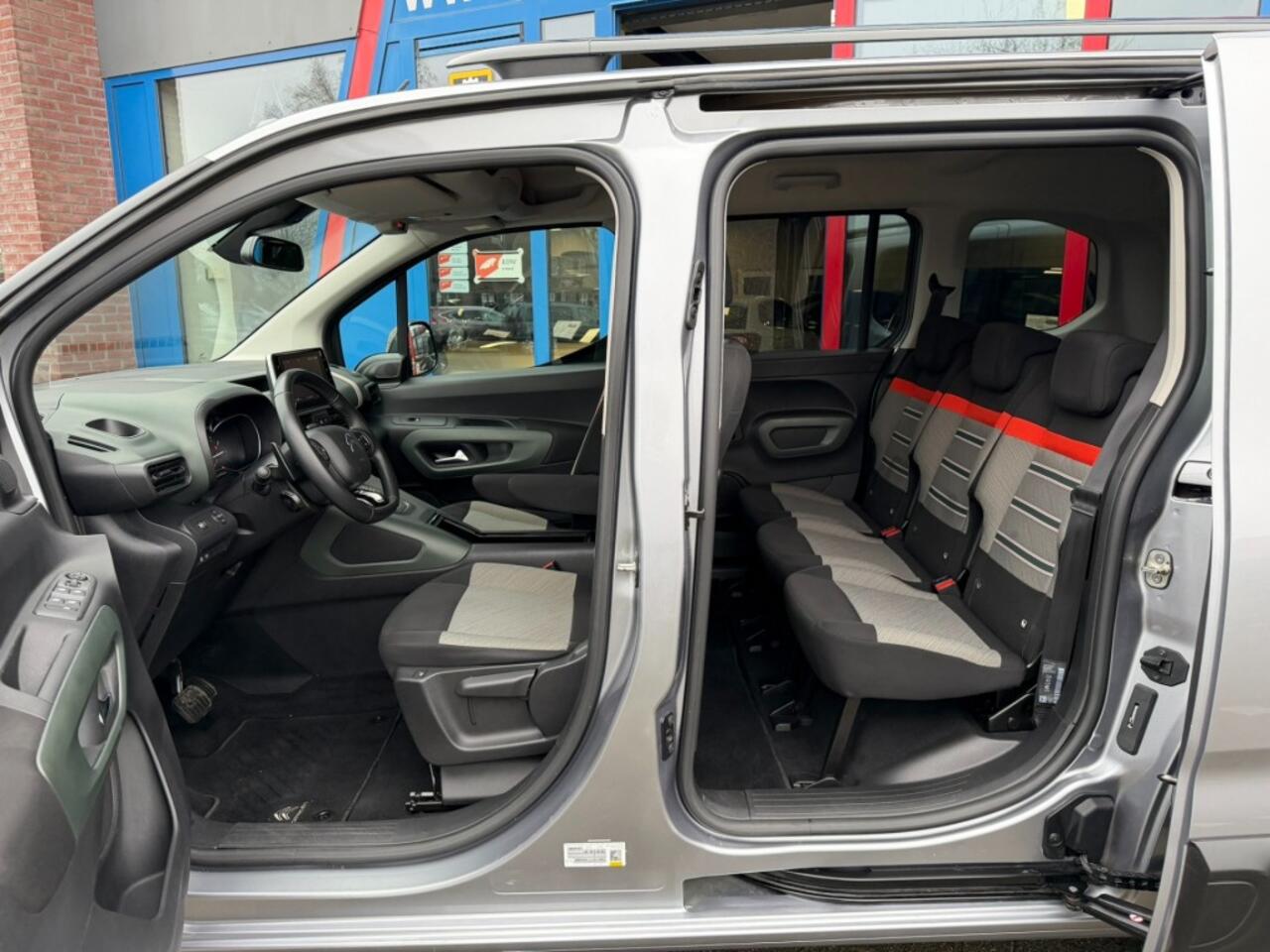 Citroen BERLINGO 1.2 130pk Automaat XTR Navi Carplay Airco(ECC) bj2021