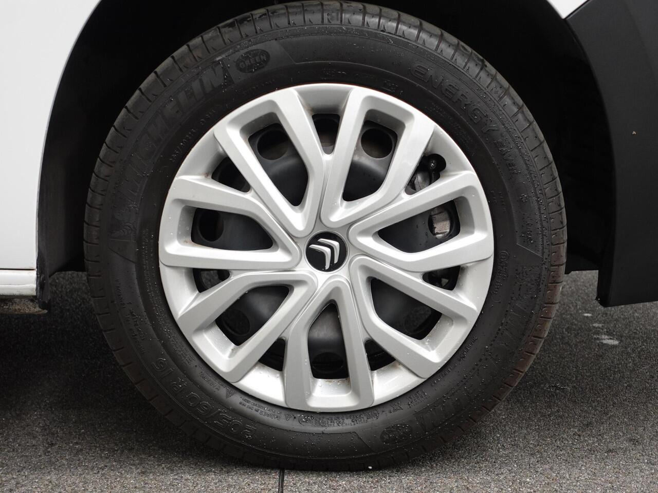 Citroen BERLINGO 1.5 BlueHDi 130PK L2 3-zits Automaat Airco Bluetooth PDC achter Trekhaak