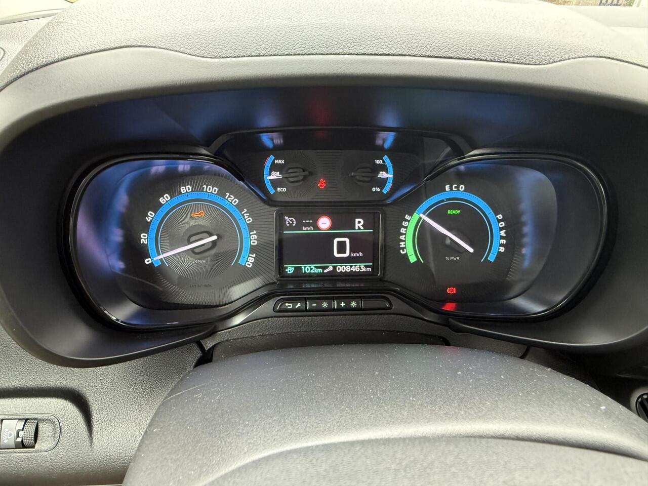 Citroen BERLINGO ë-Berlingo Feel 50 kWh / ALL-IN RIJKLAARPRIJS /Airco/Camera/Groot Scherm/Parkeersensoren/320km actieradius