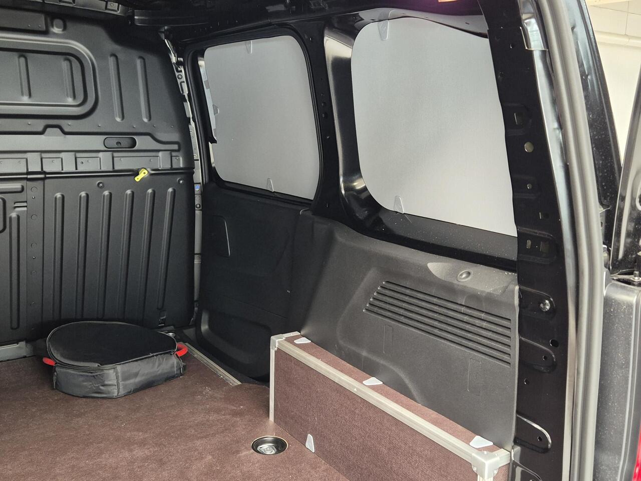 Citroen BERLINGO ë-Berlingo L1 50kWh | Navigatie incl. Apple Carplay, | rondom zicht camera's | dodehoekdetectie | betimmering | LM velgen | Pakket Look | Pakket Drive Assist | Pakket Comfort Connect | rijklaarprijs