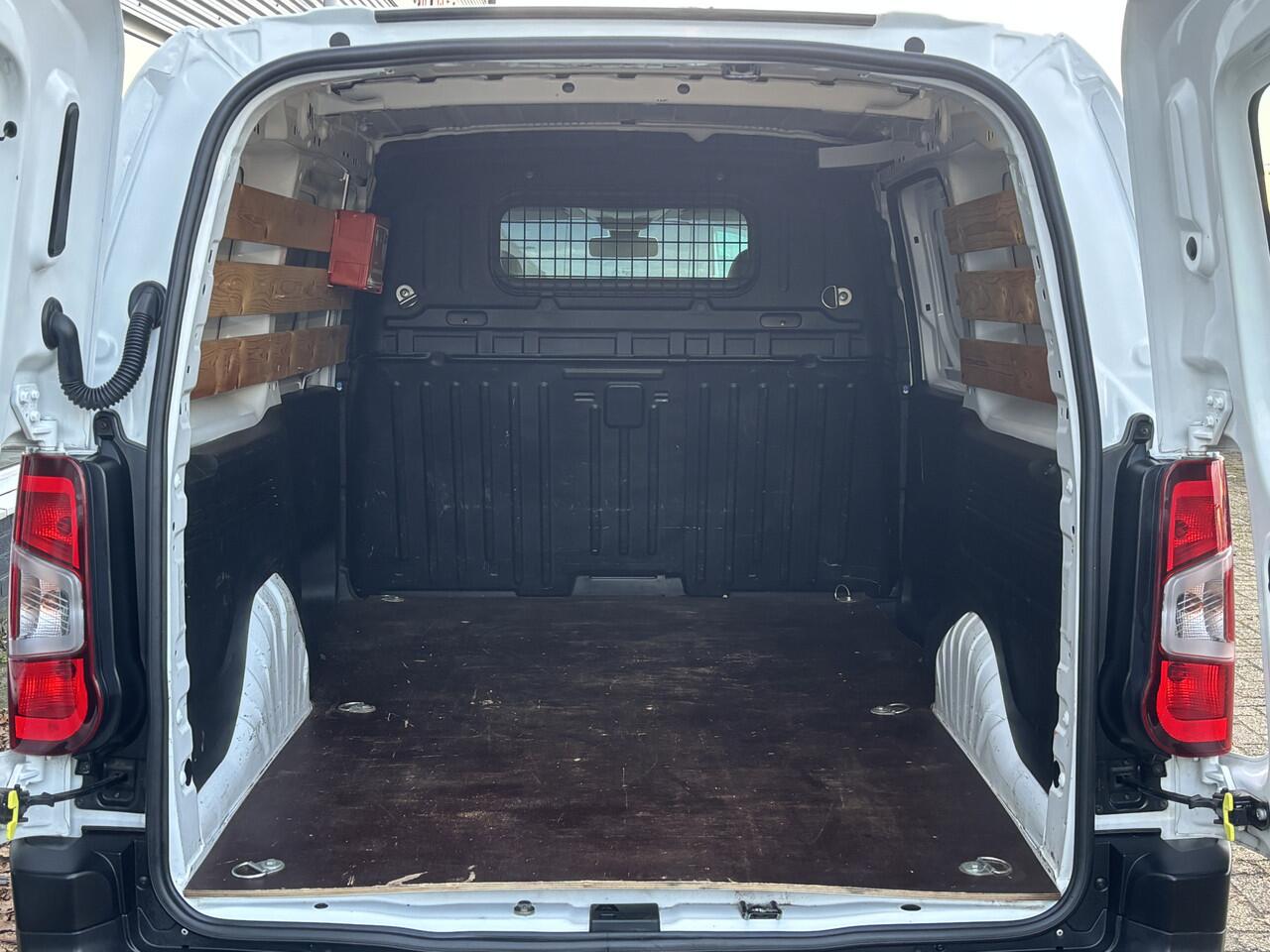 Citroen BERLINGO 1.5 BlueHDI 102 PK Club XL L2 | Apple Carplay | Navi | Cruise | Airco