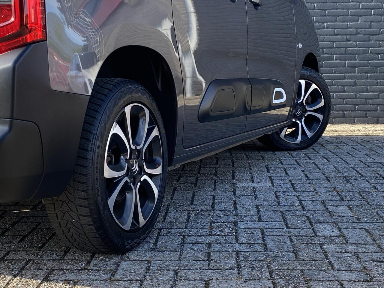 Citroen BERLINGO 1.2 PureTech Shine 110 pk | 1e eigenaar | dealer onderhouden | navigatie | panoramadak | camera | apple carplay